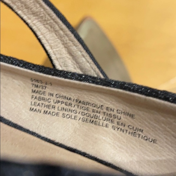 Ava and Aiden Black Velvet Flats 7 - Picture 7 of 8